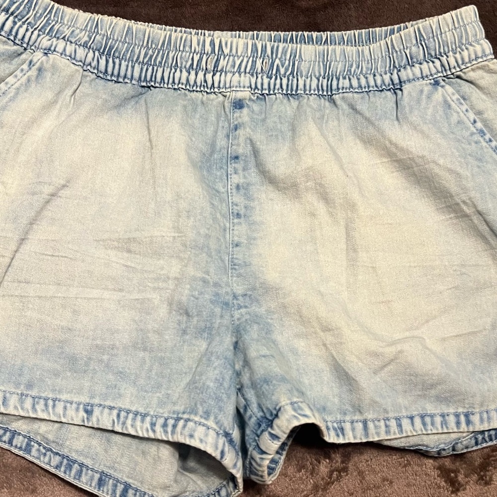 Aerie Light Wash Jean Shorts